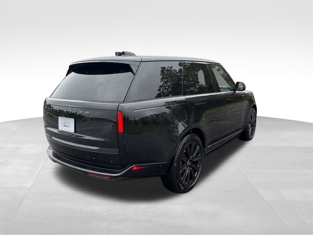 New 2025 Santorini Black Land Rover SE image 7