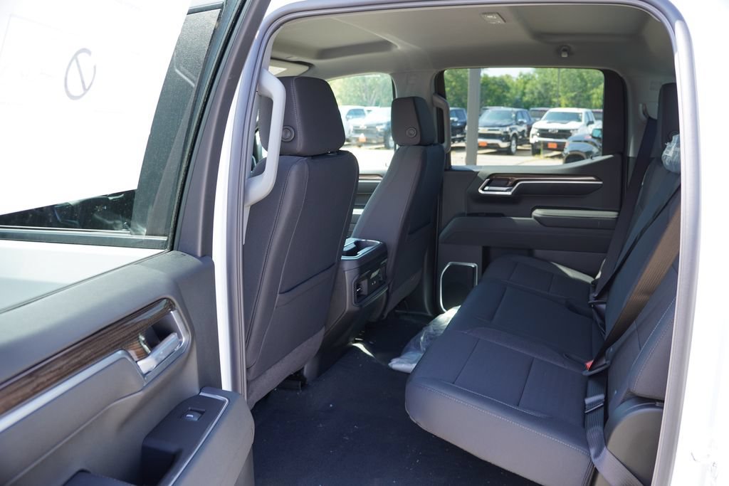 2026 Chevrolet Silverado 1500 LT - Photo 11
