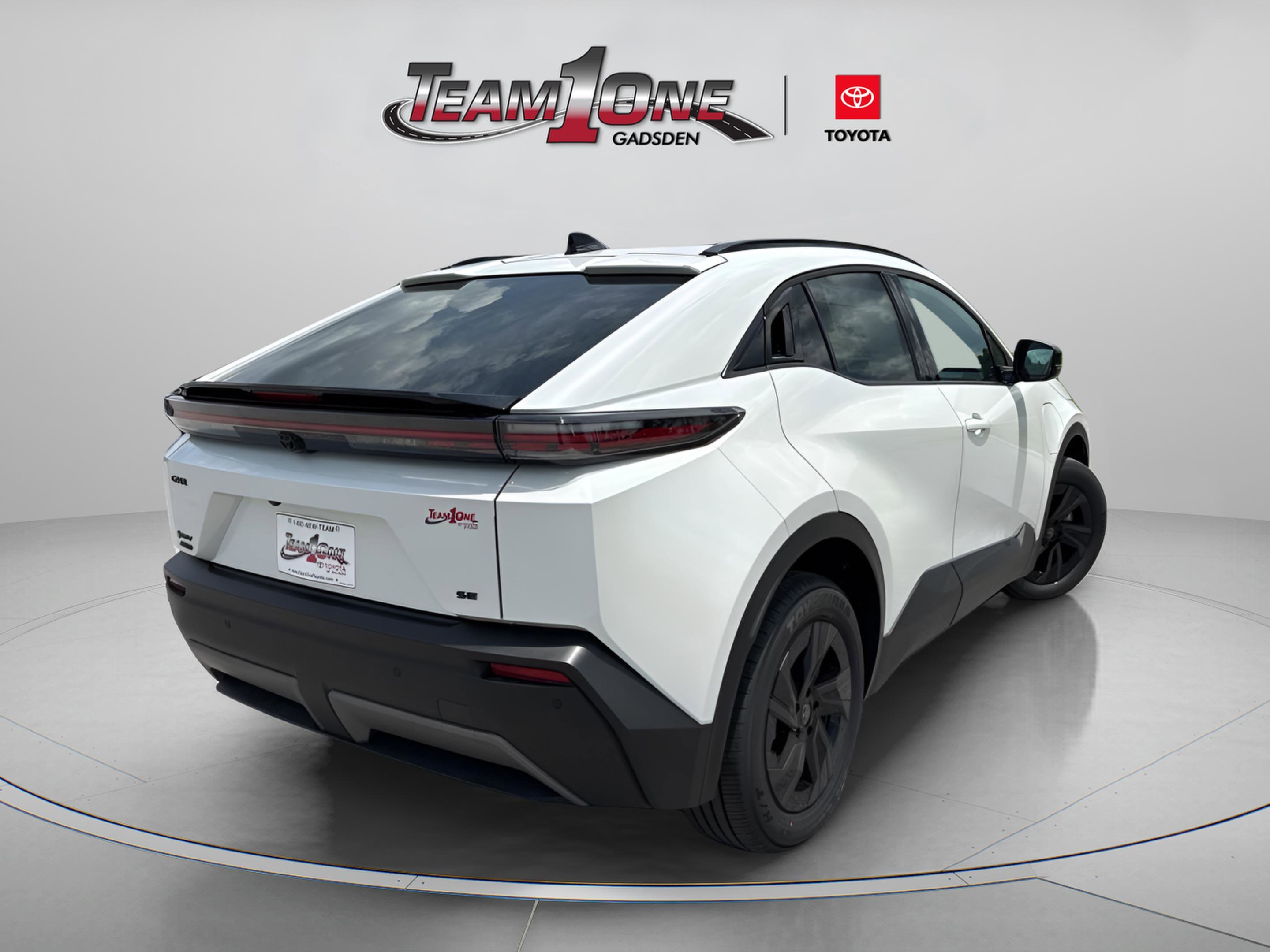 New 2026 Wind Chill Pearl Toyota SE image 8