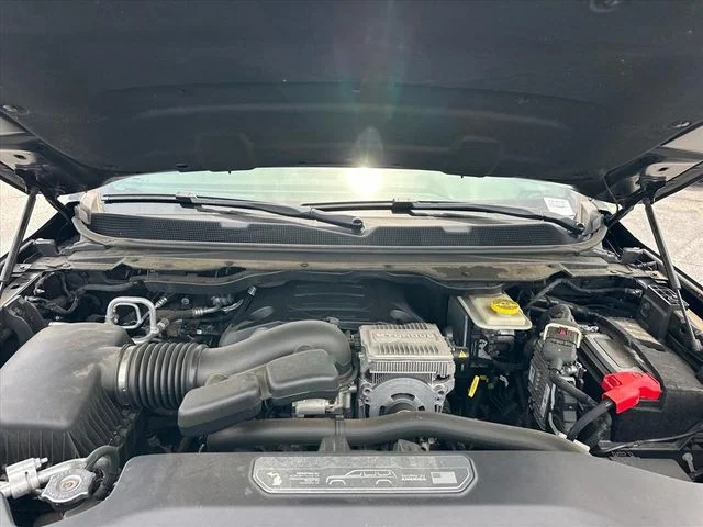 Used 2023 Black Jeep Base image 34