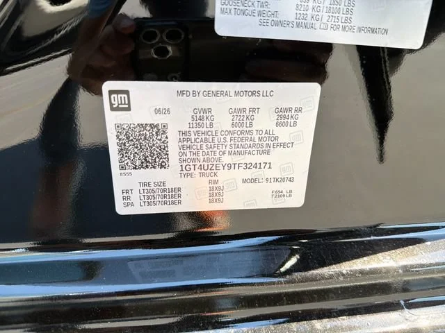 New 2026 Onyx Black GMC AT4X image 33