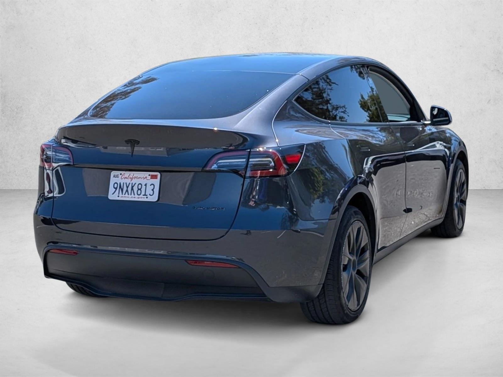 Used 2024 Stealth Grey Tesla Long Range image 5