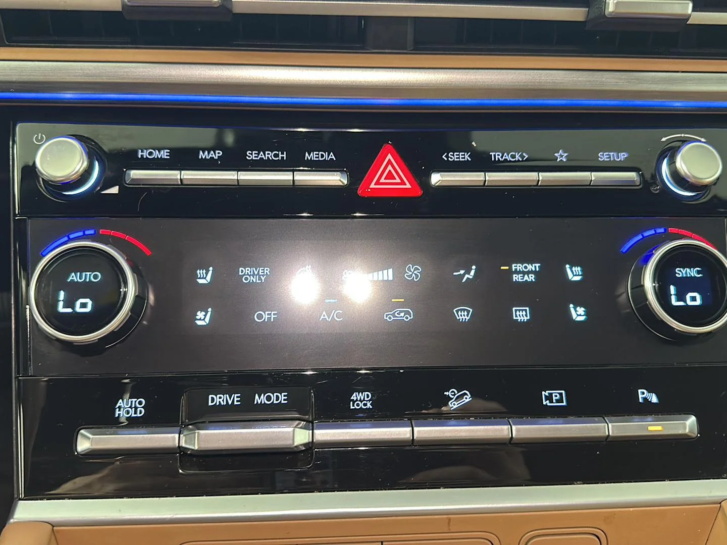 Used 2024 Earthy Brass Matte Hyundai Limited image 19