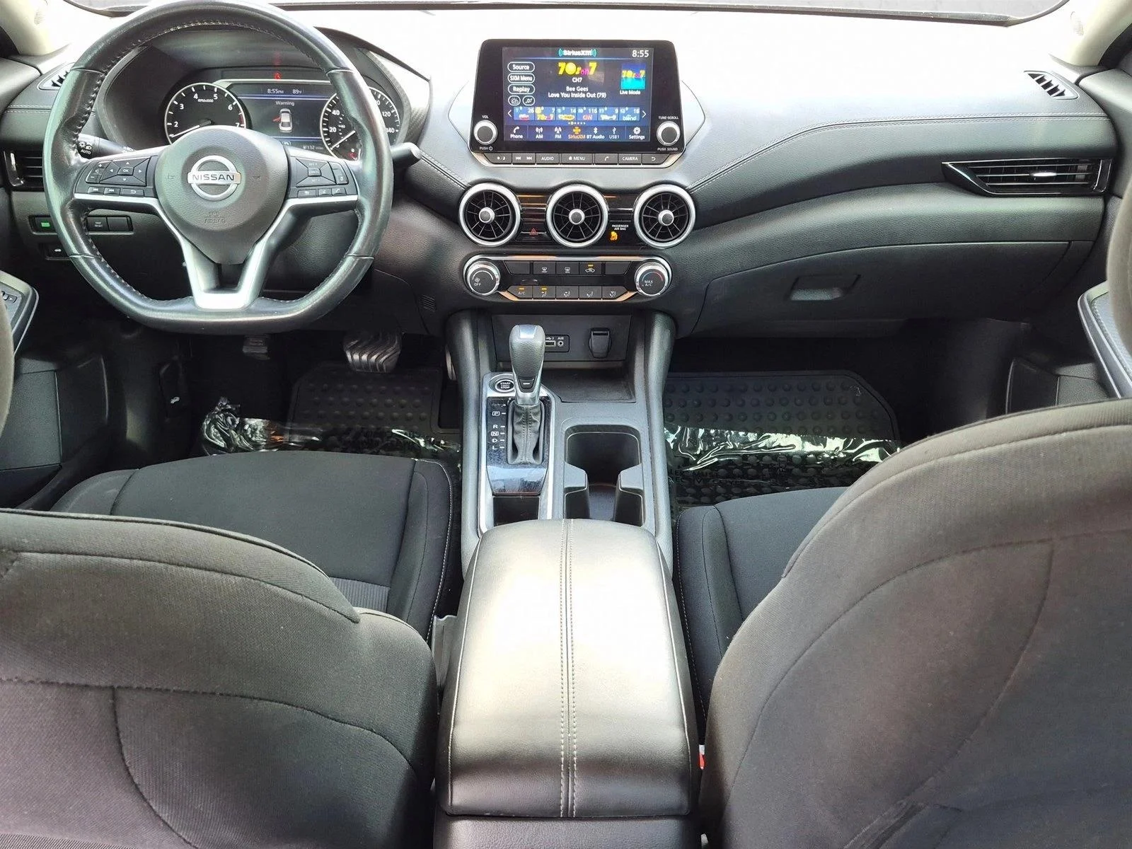 Used 2022 Super Black Nissan SV image 15