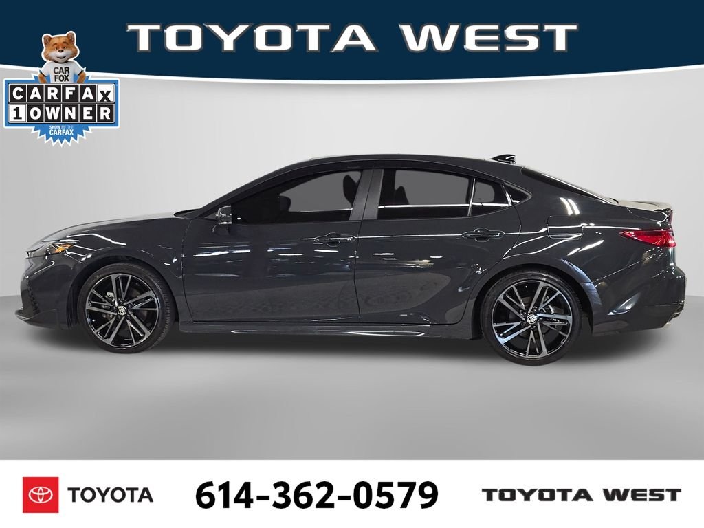 Used 2025  Toyota  image 9