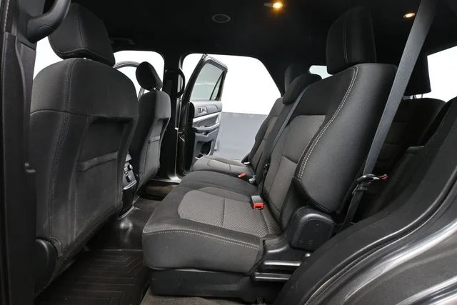 2017 Ford Explorer XLT - Photo 34