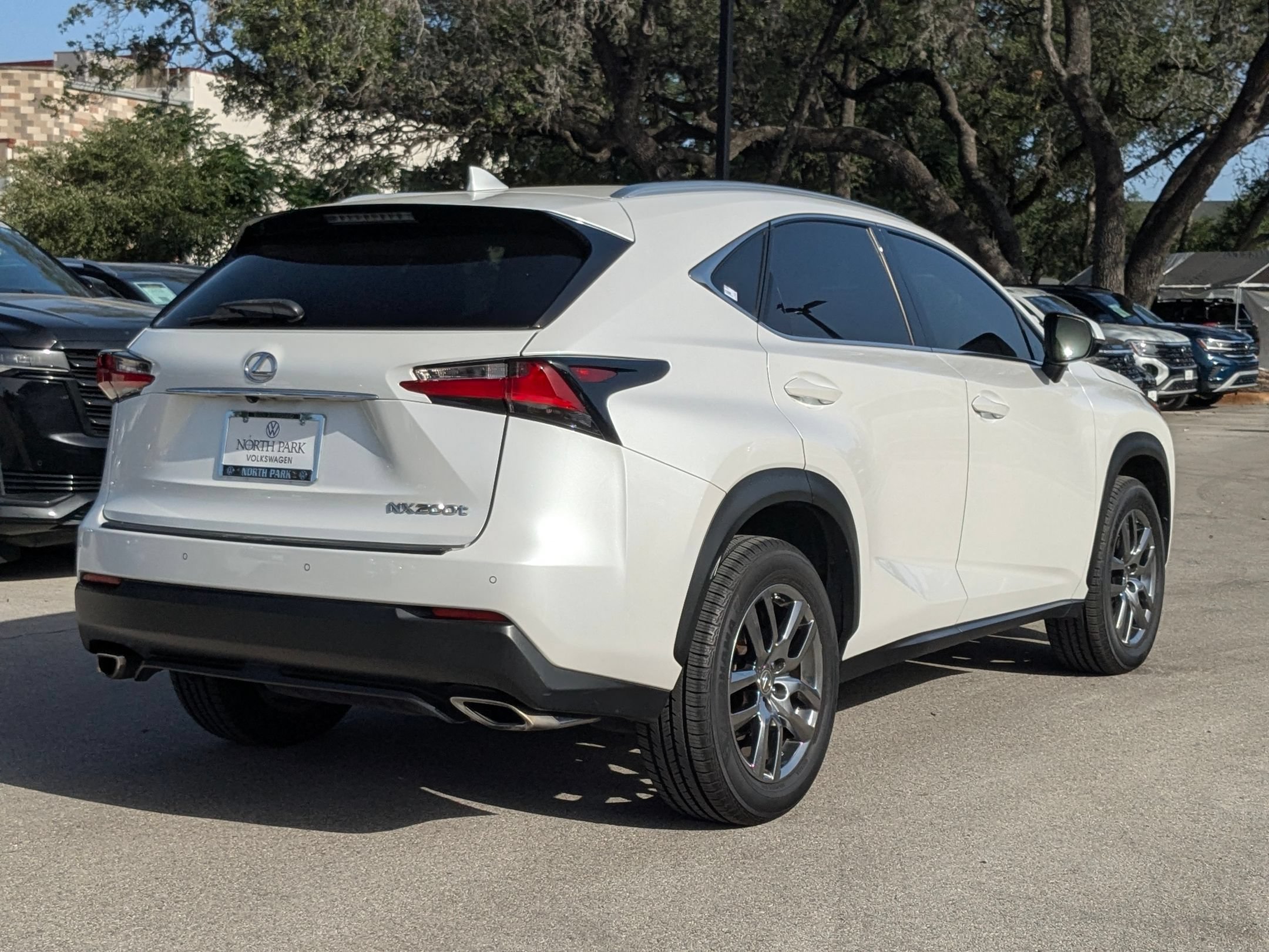 Used 2015 White Pearl Lexus 200t image 3