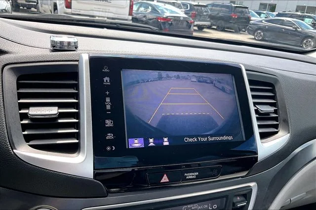 Used 2017  Honda RTL-T image 13