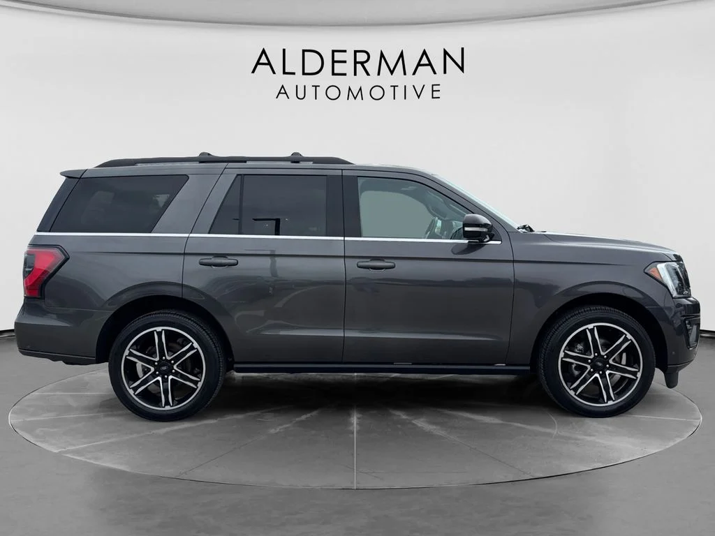Used 2021 Gray Ford Limited image 6