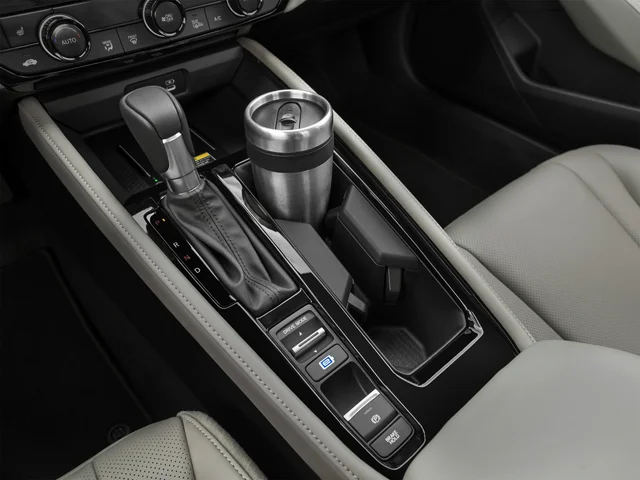 Used 2023 White Honda Touring image 38