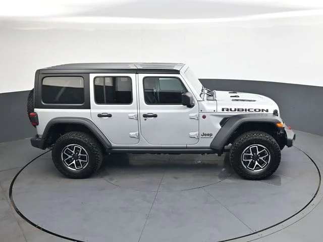 Used 2024 Silver Jeep Rubicon image 24