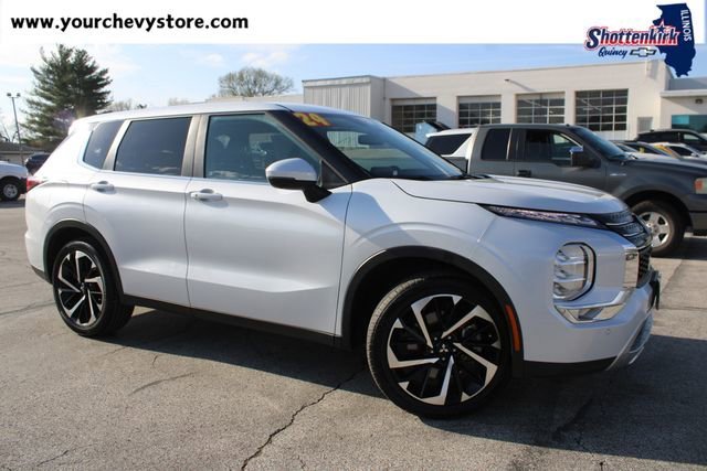 2024 Mitsubishi Outlander SE