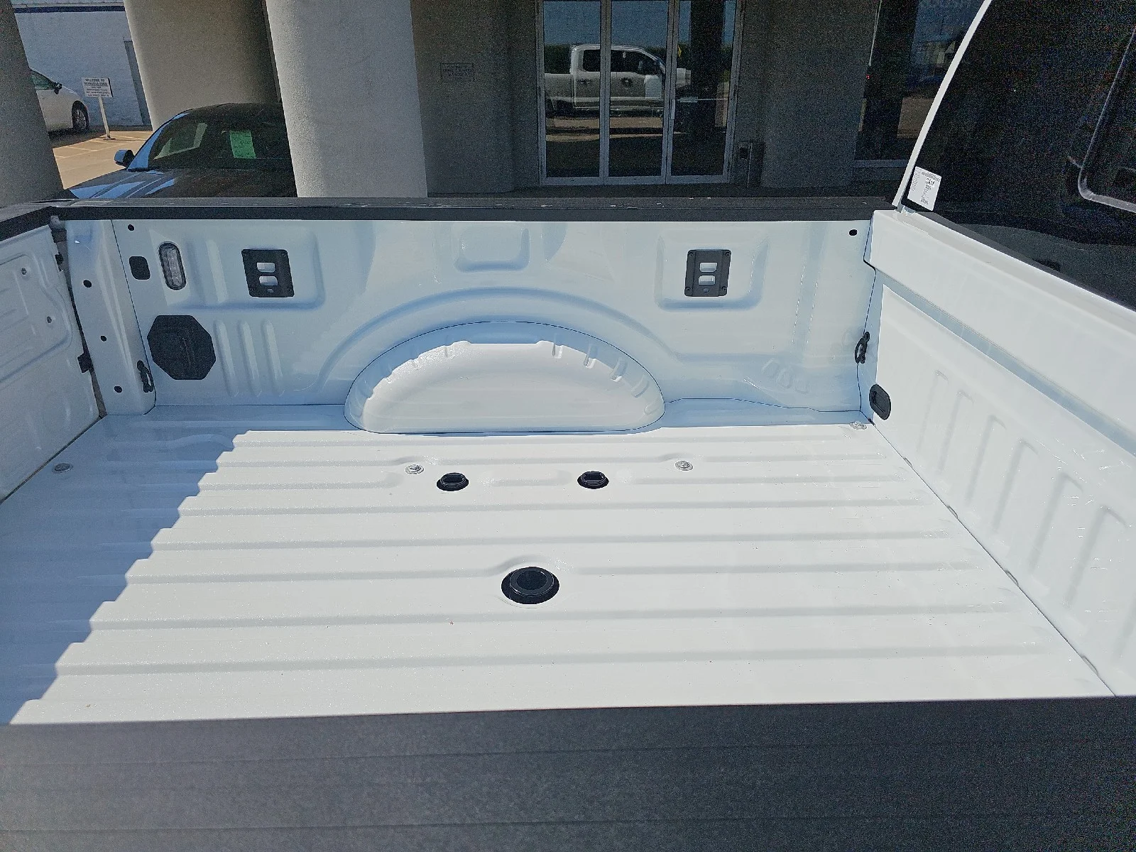 New 2026 Star White Metallic Tri-Coat Ford F-250® Lariat® image 12