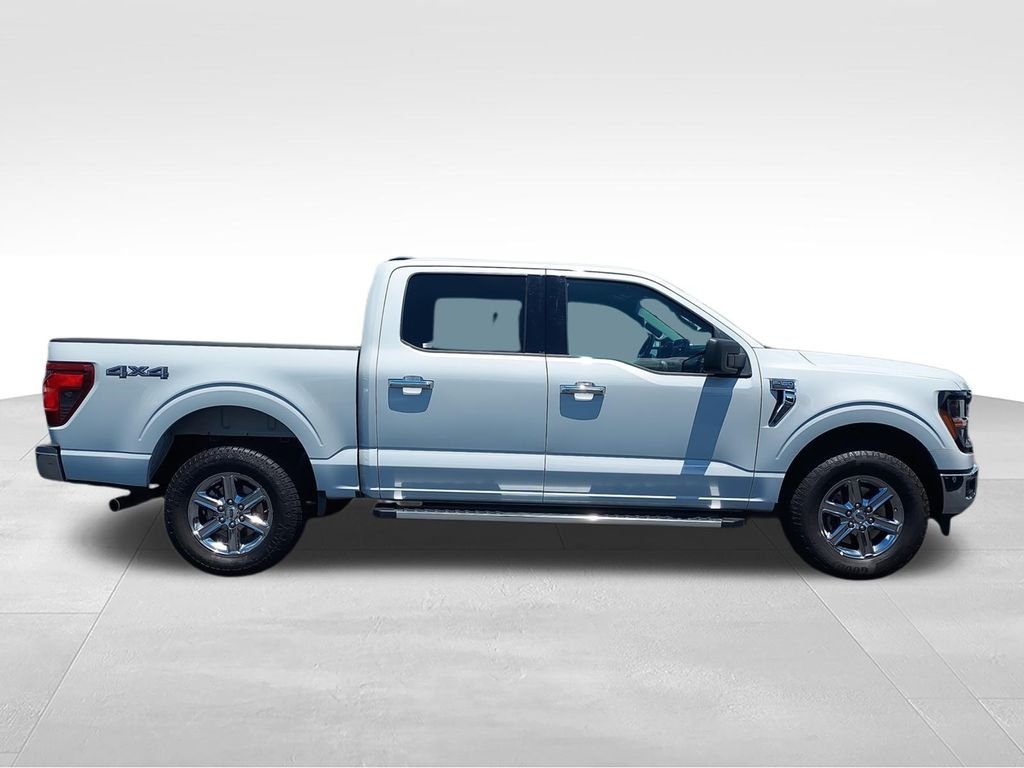 Used 2025 White Ford XLT image 9