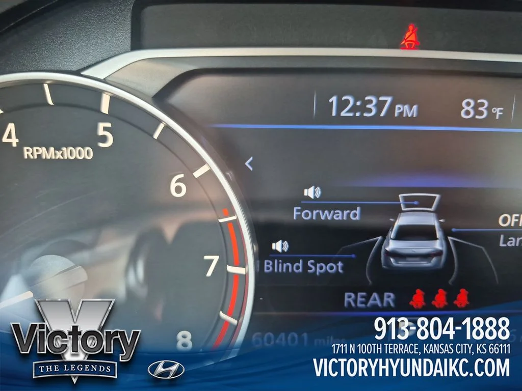 Used 2025 White Nissan 2.5 SV image 16