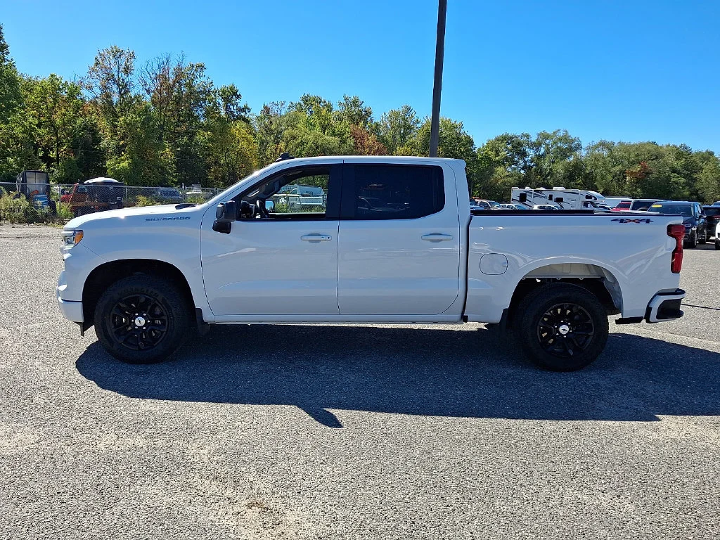 Used 2026 White Chevrolet RST image 7