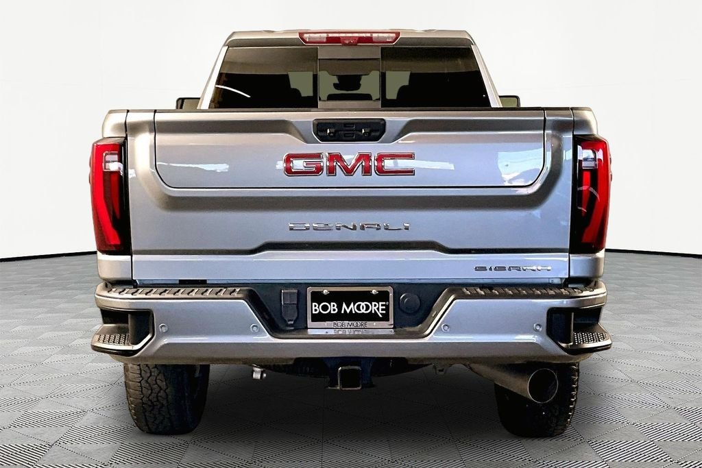 Used 2024 Silver GMC Denali image 5