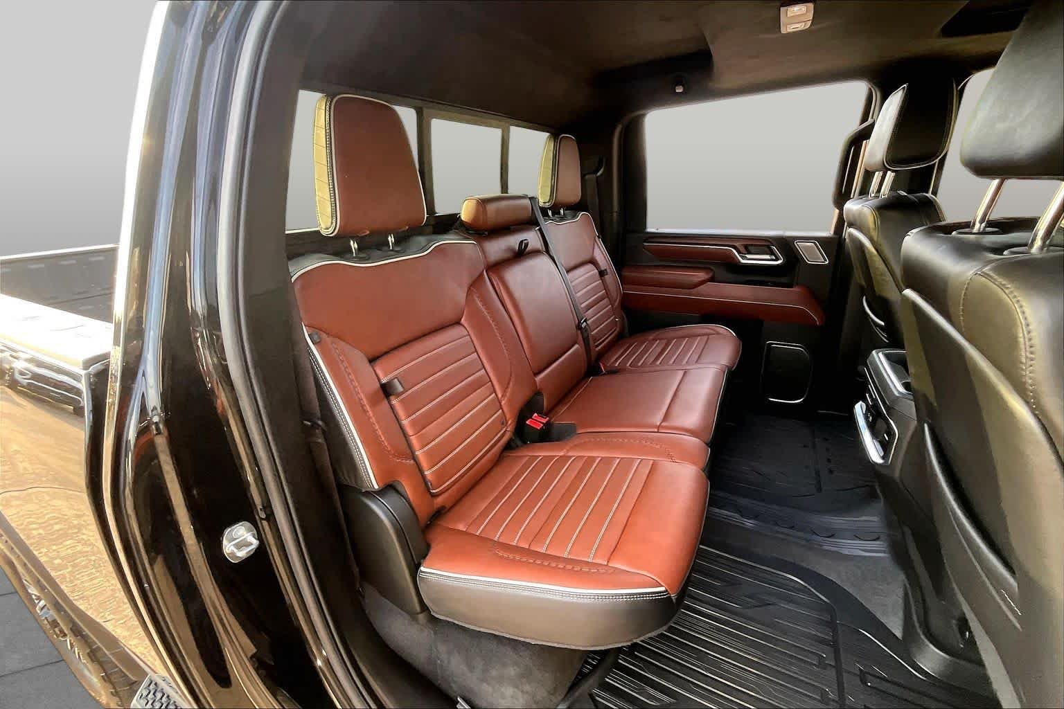 Used 2024 Onyx Black GMC Denali Ultimate image 20