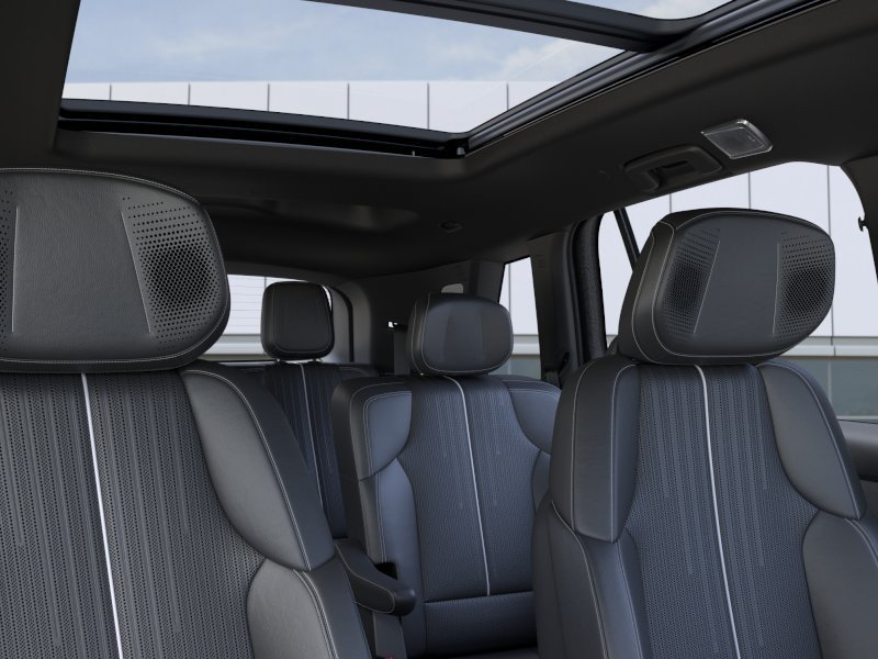 2027 Cadillac VISTIQ Sport - Photo 24