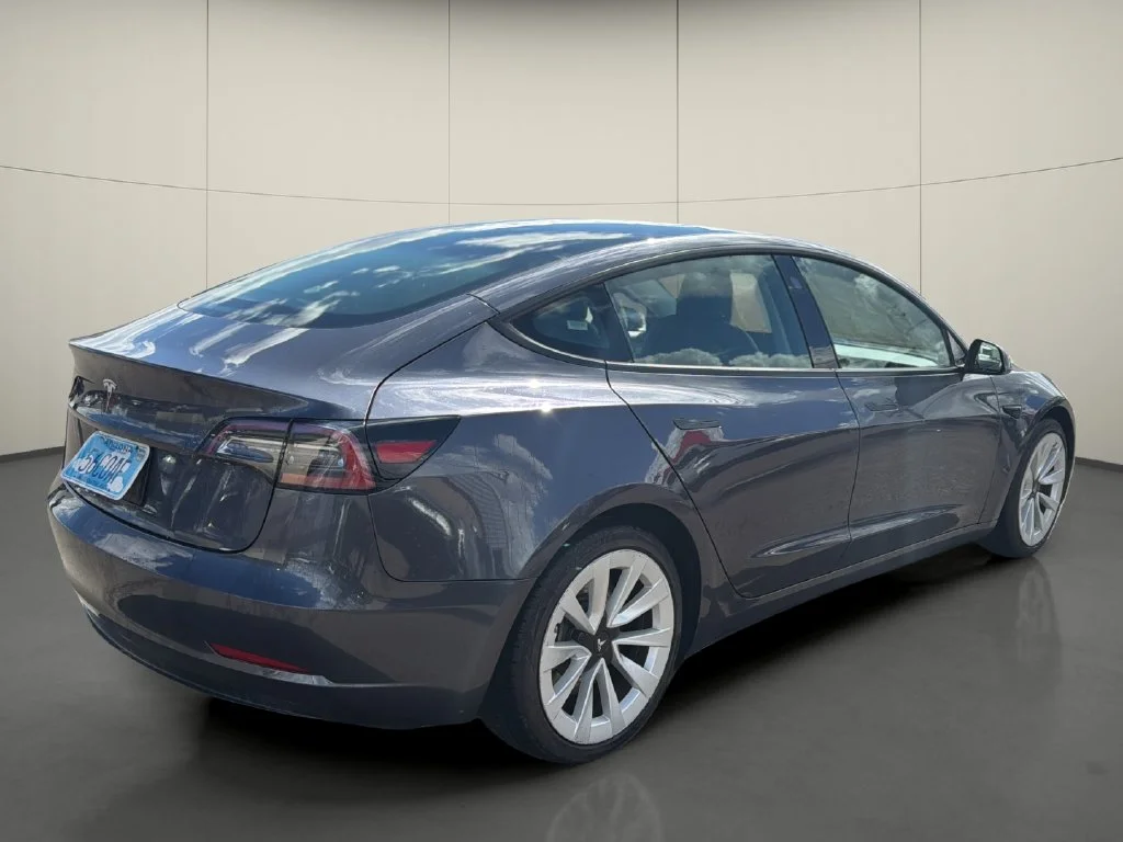 Used 2023 Gray Tesla Base image 7