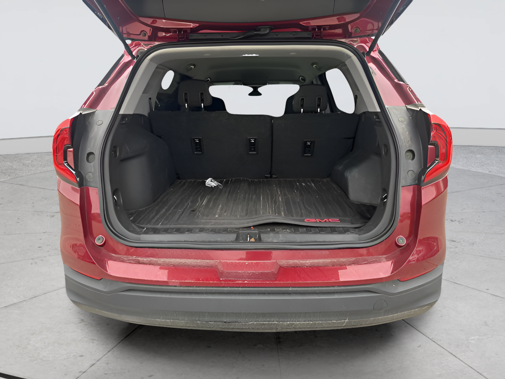 Used 2018 Red GMC SLE image 20