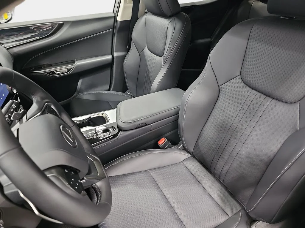 New 2026 Caviar Lexus PREMIUM image 14