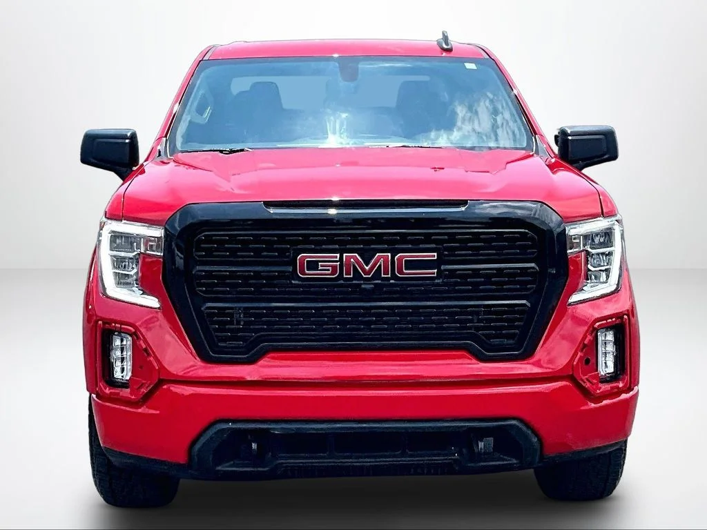 Used 2021 Red GMC Elevation image 3