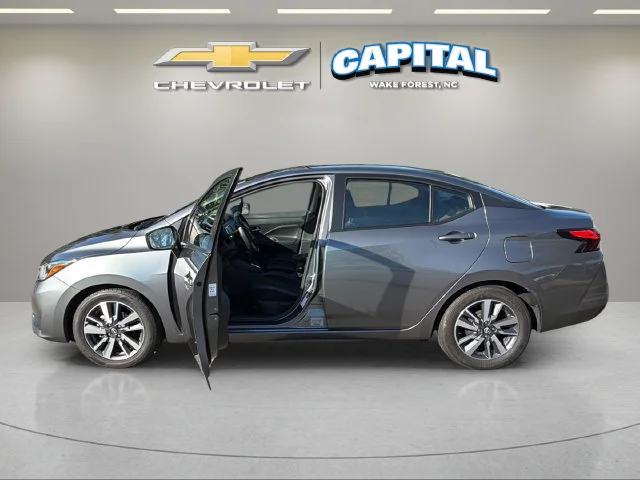 Used 2025  Nissan SV image 13