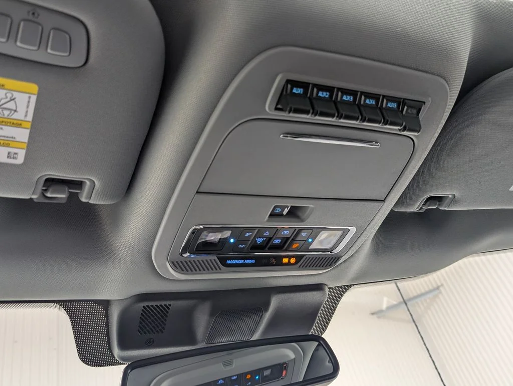 New 2026 Oxford White Ford F-250® Lariat® image 9