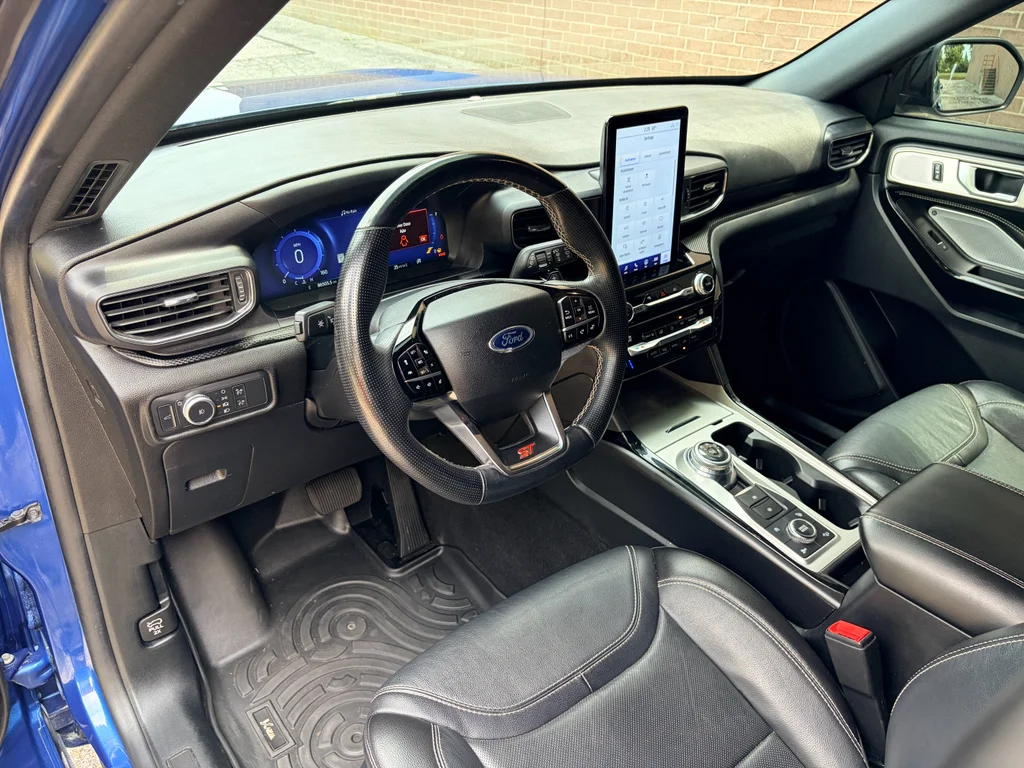 Used 2021 Atlas Blue Metallic Ford ST image 13