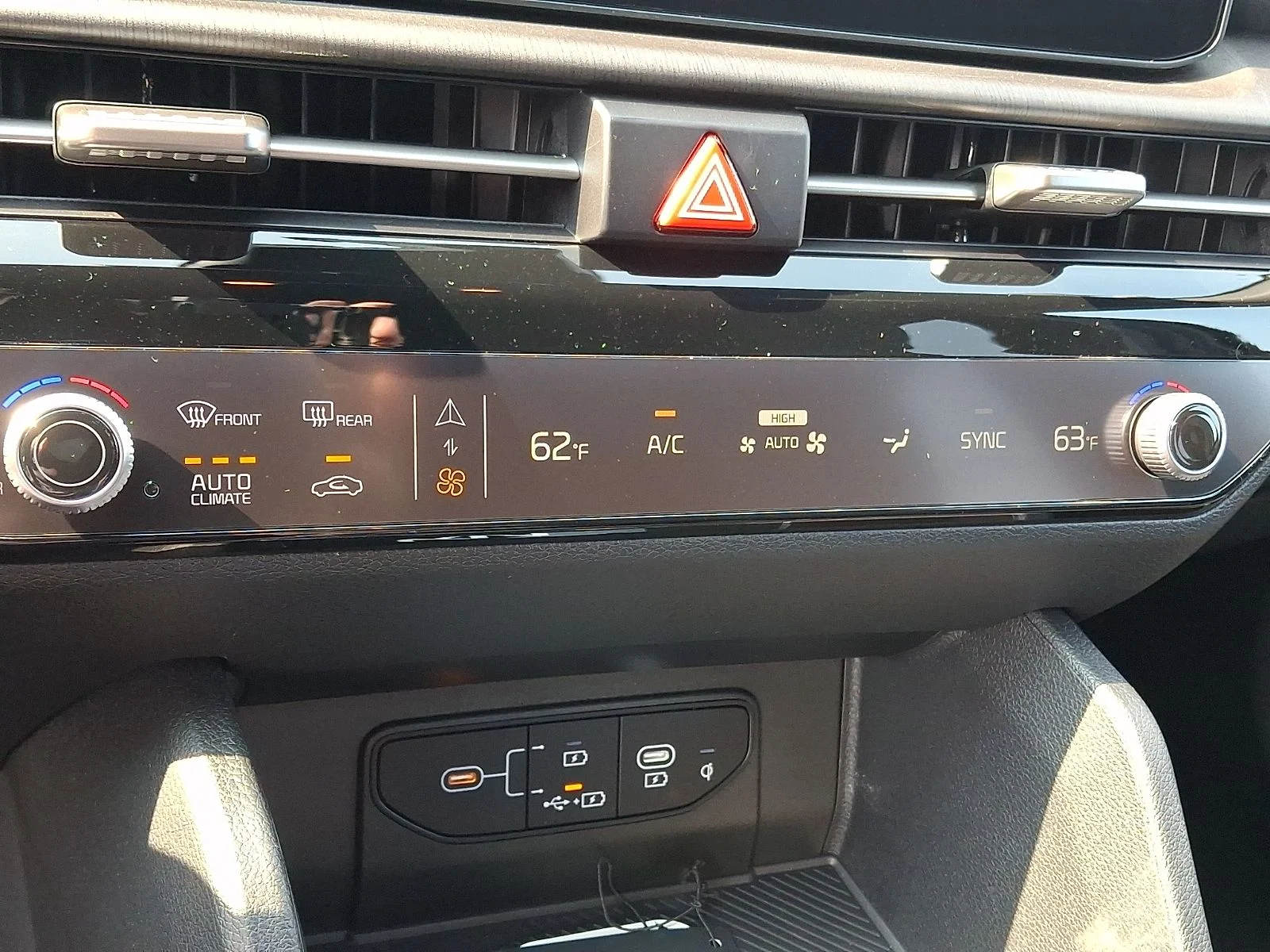 New 2026 Black Kia X-Line image 13