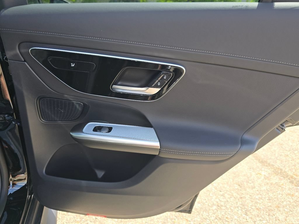 New 2026 Black Mercedes-Benz GLC 300 image 59