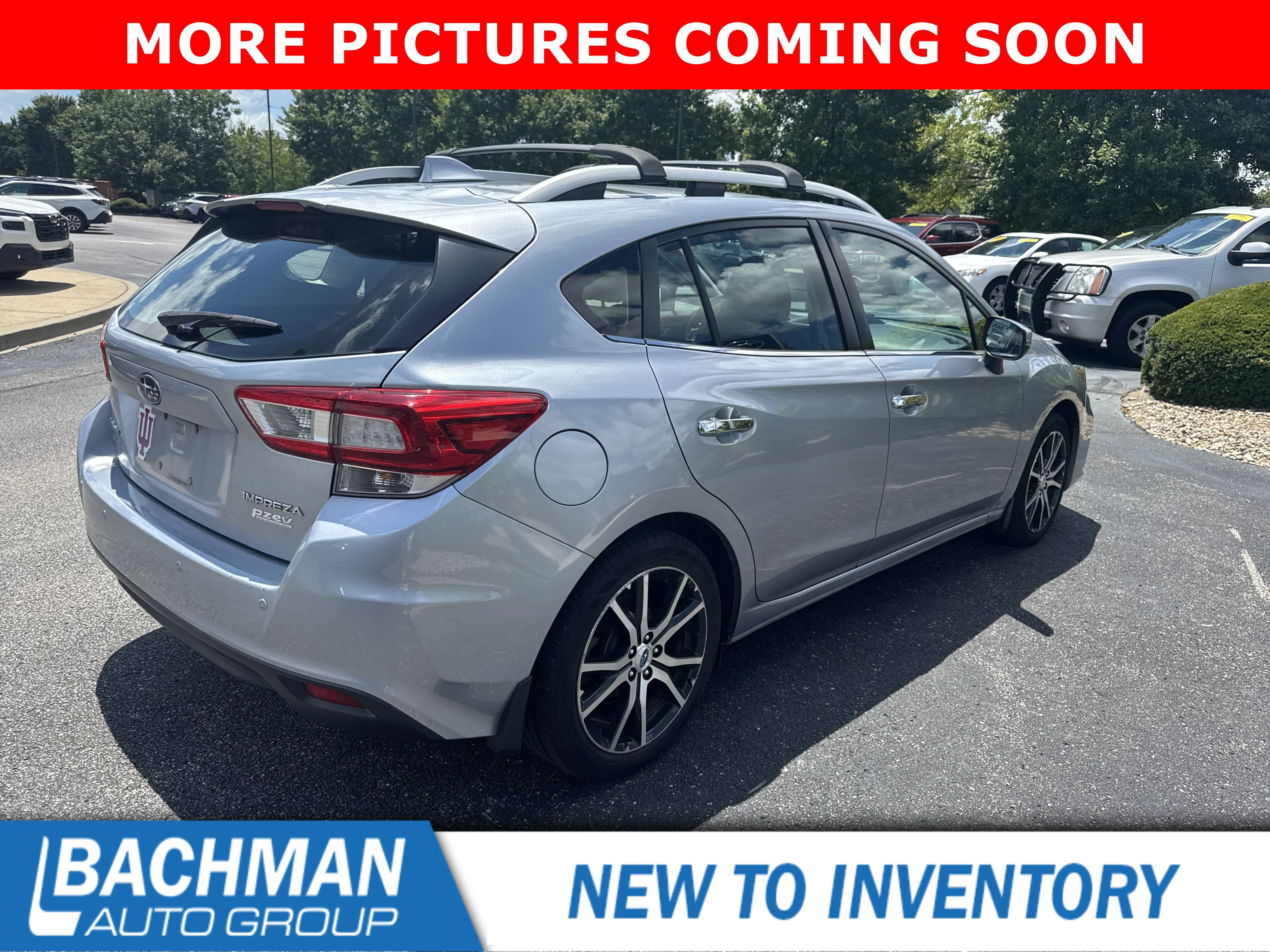 Used 2017 Ice Silver Metallic Subaru Limited image 3