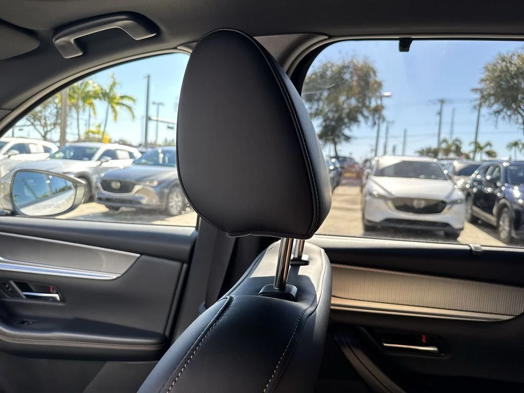 New 2026 Platinum Mazda 3.3 Turbo Premium Plus AWD image 16