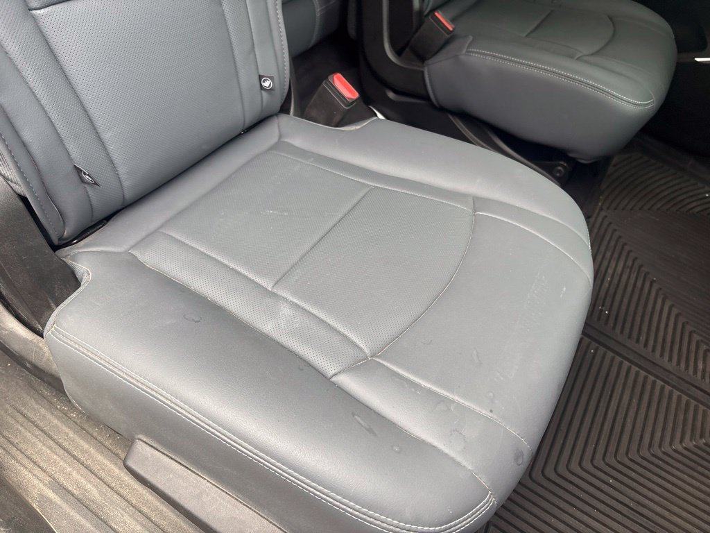 Used 2023 Gray Metallic Buick Essence image 32