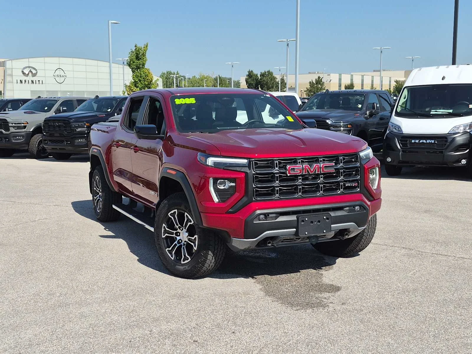 Used 2025 GMC Canyon AT4 with VIN 1GTP2DEK3S1196166 for sale in Kansas City