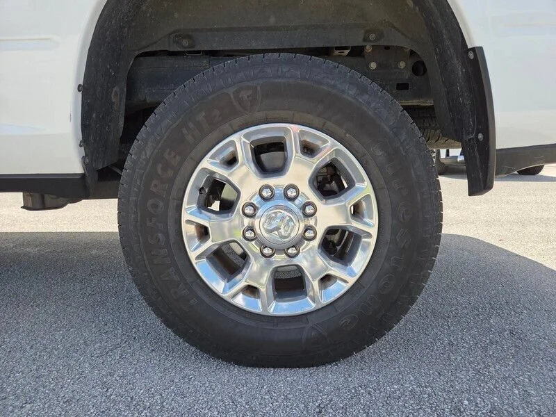 Certified Used 2023 Bright White Clearcoat Ram Laramie image 34