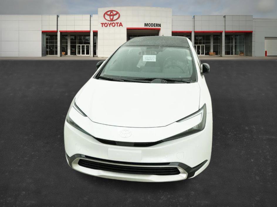 New 2026 Wind Chill Pearl Toyota XSE Premium image 3