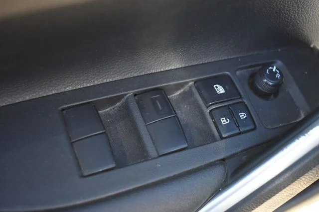 Used 2022 Black Toyota XLE image 10