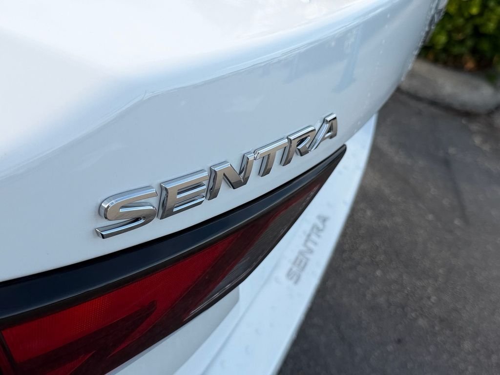Used 2025 White Nissan S image 14