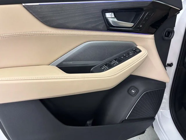 New 2026 Platinum White Pearl Acura Advance Package image 13
