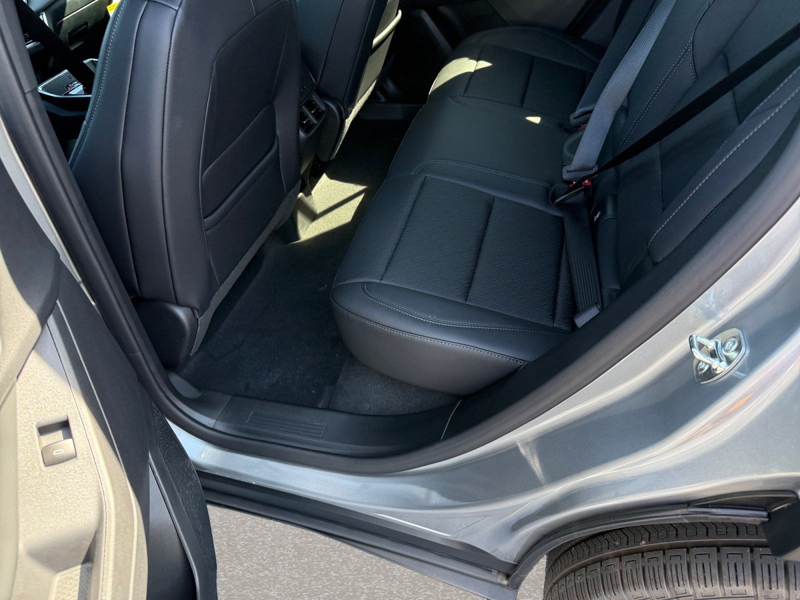 2026 Chevrolet Equinox LT - Photo 18