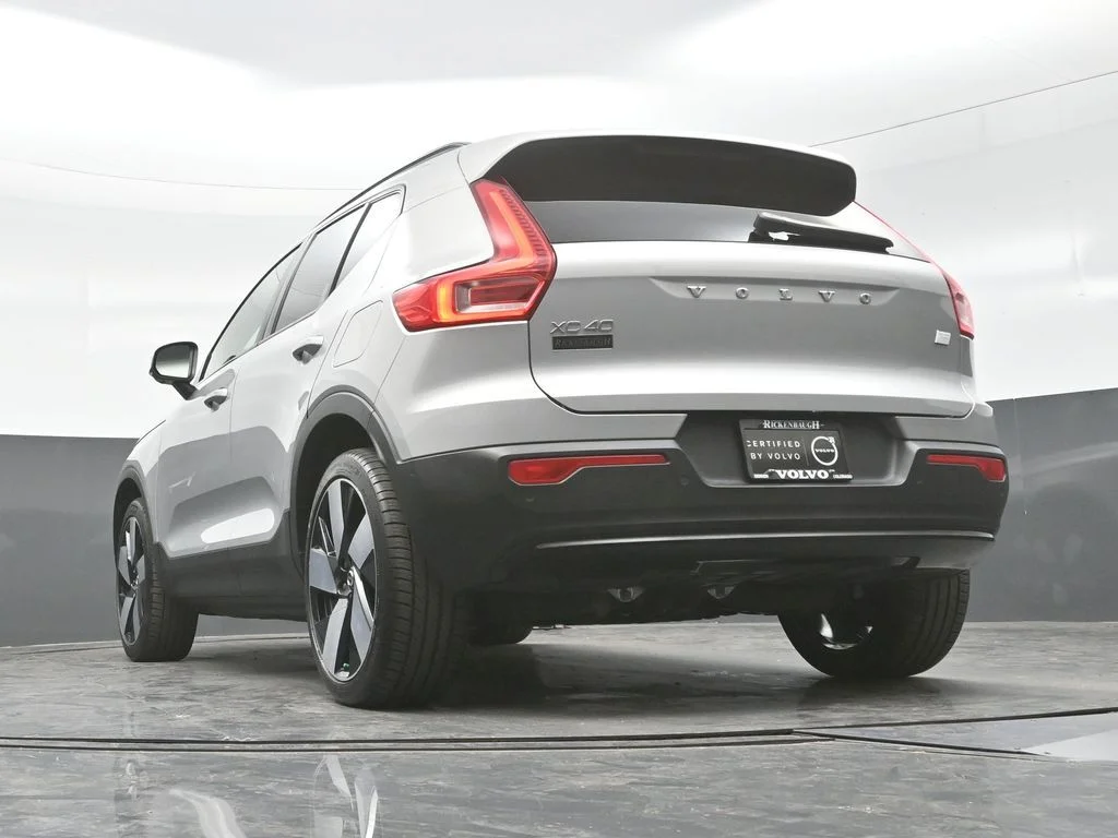Certified Used 2023 Silver Dawn Volvo Ultimate image 26