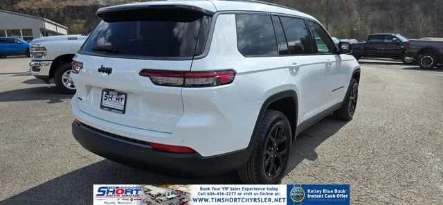New 2026 Bright White Clear-Coat Exterior Paint Jeep Altitude image 10