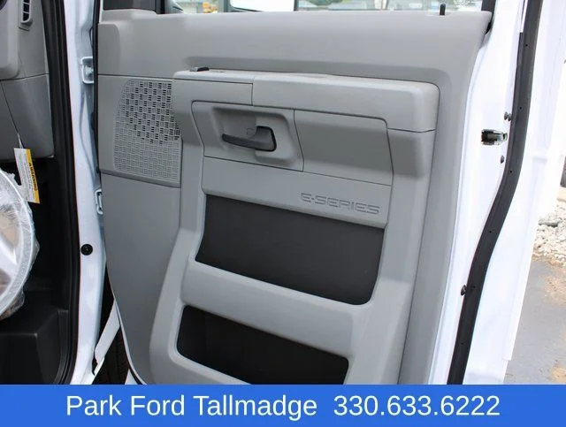 New 2026 Oxford White Ford Base image 16