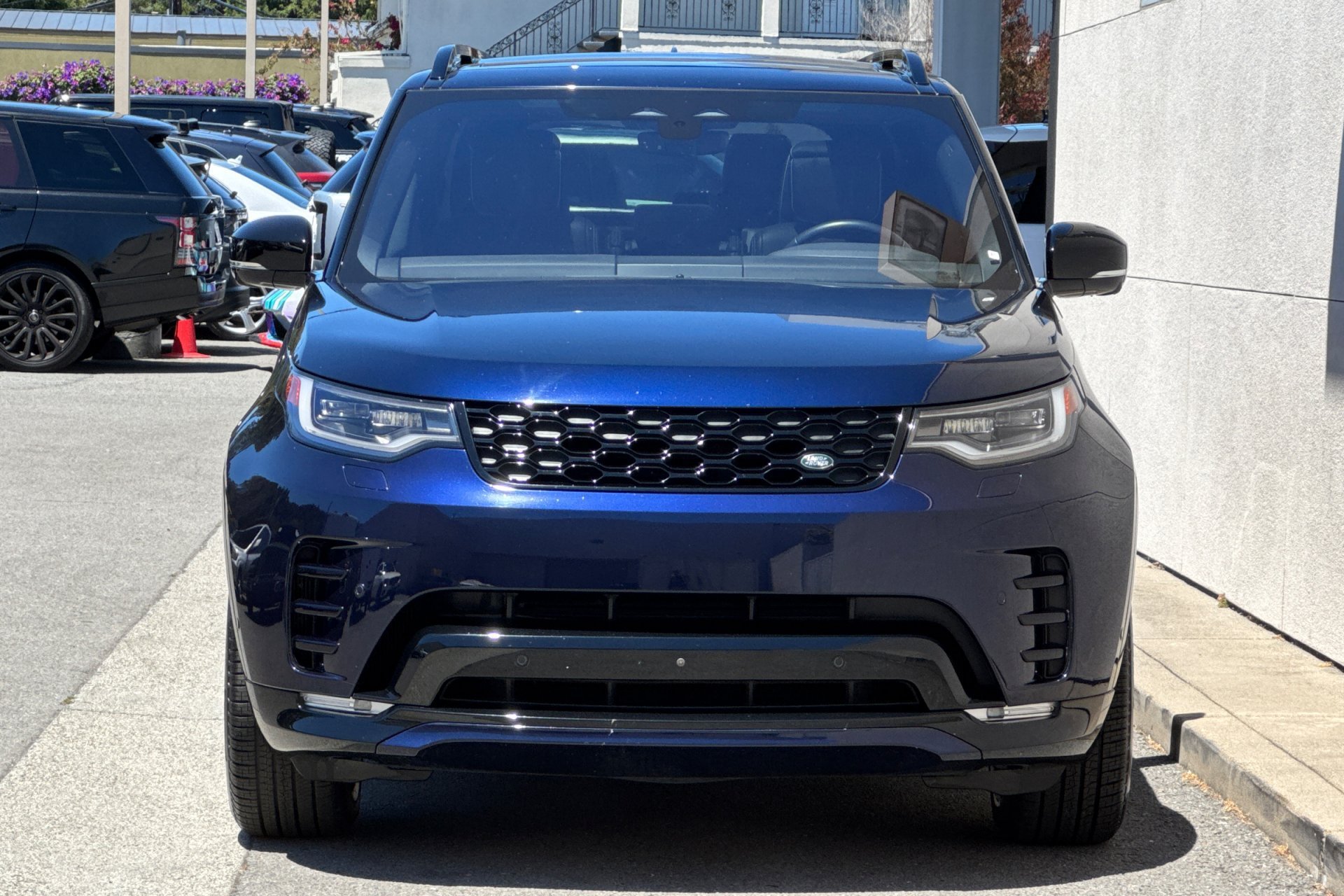Used 2021 Portofino Blue Metallic Land Rover R-Dynamic S image 10
