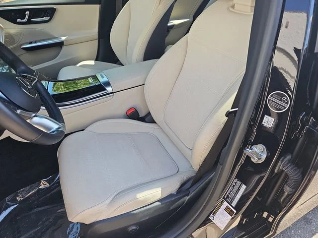 Used 2022 Black Mercedes-Benz C 300 image 15