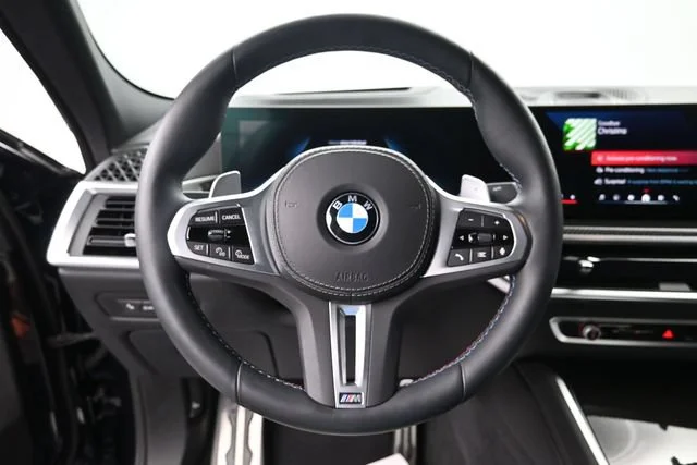 Used 2026 Carbon Black Meta BMW M60i image 15