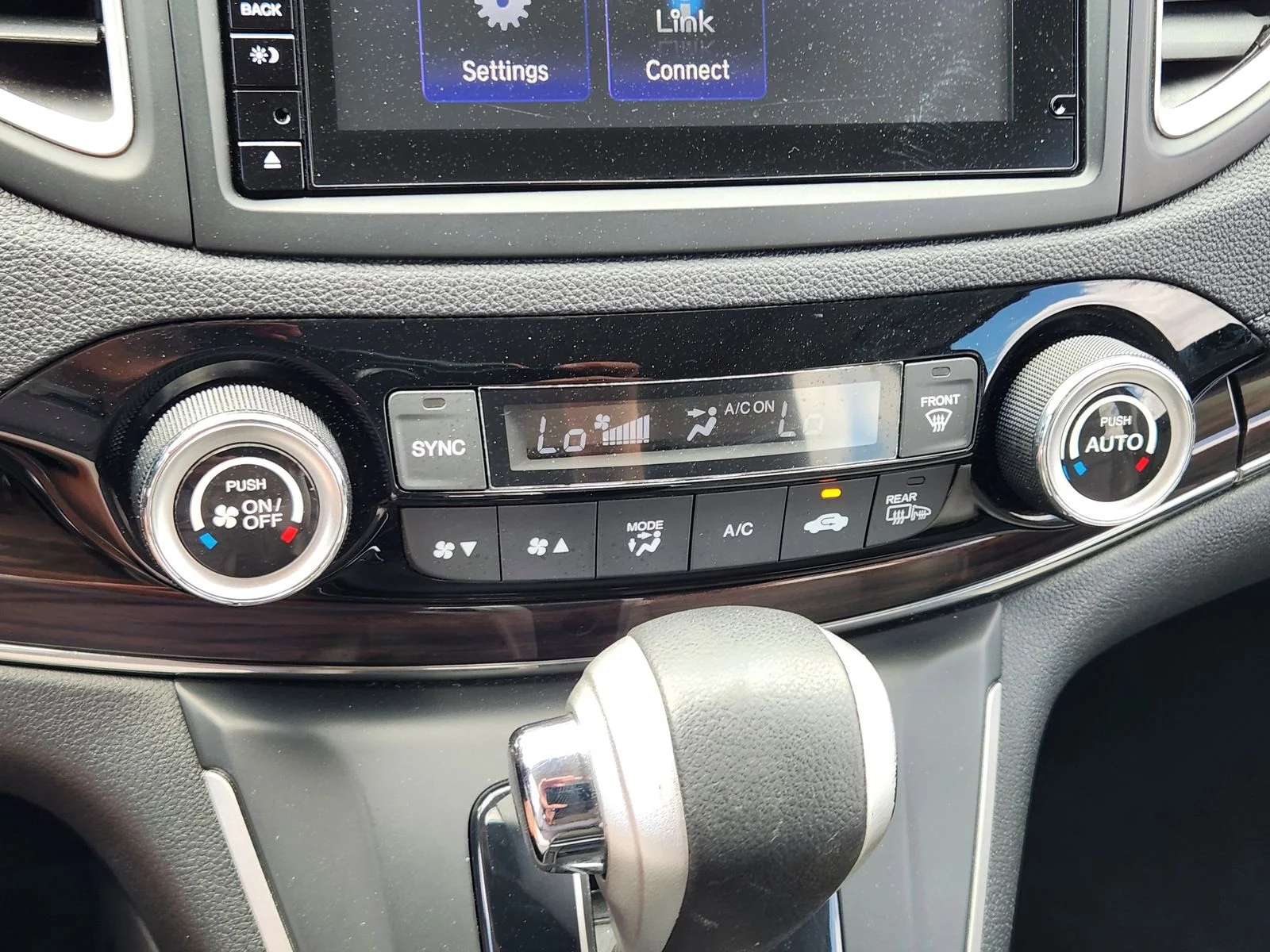 Used 2015 Red Honda EX-L image 18