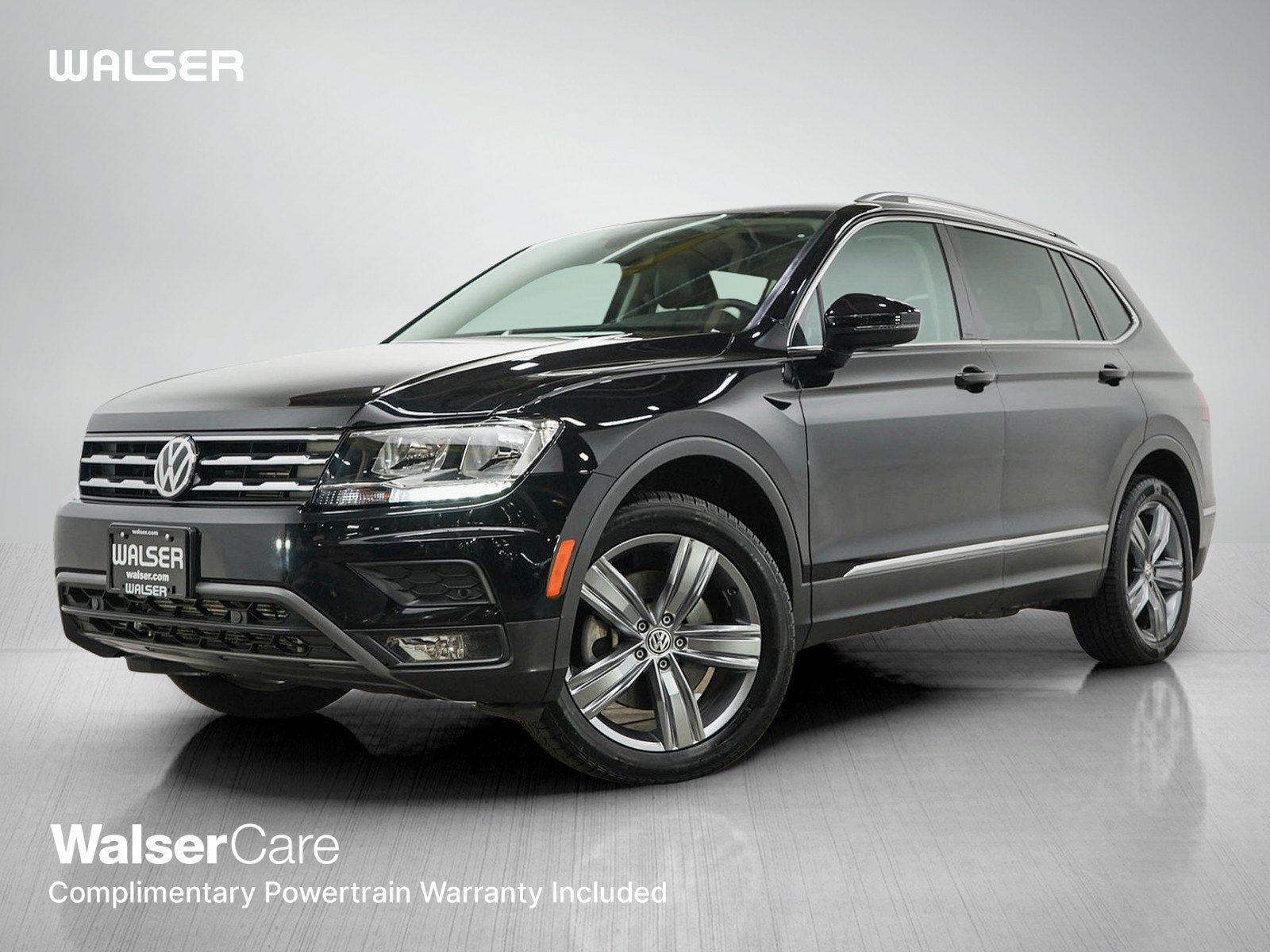 Used 2021 Deep Black Volkswagen 2.0T SEL image 1